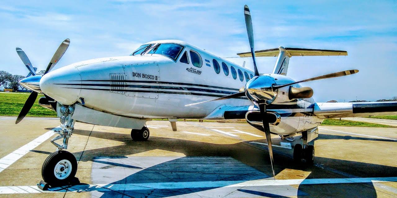 Aeronave Beechcraft King Air 350 Don Bosco II